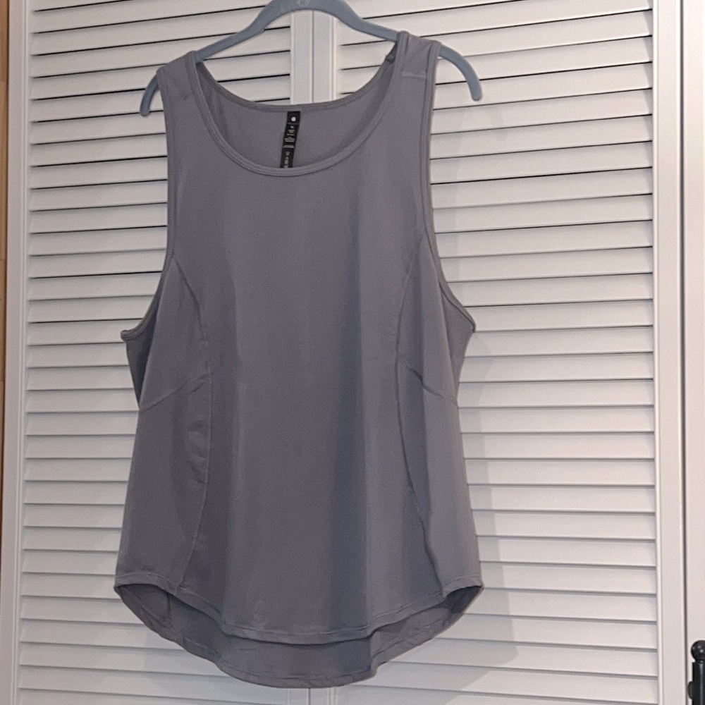 YOGAlicious Tank Top - Size XL - Color is Grayish Purple